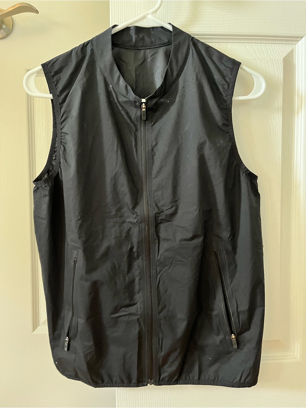 Lululemon Black Vest Size 6